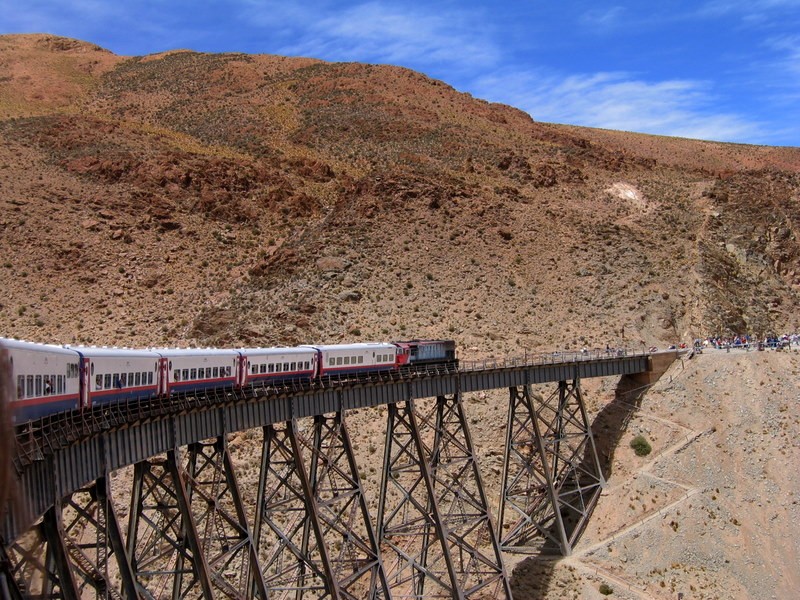 TREN DE LAS NUBES