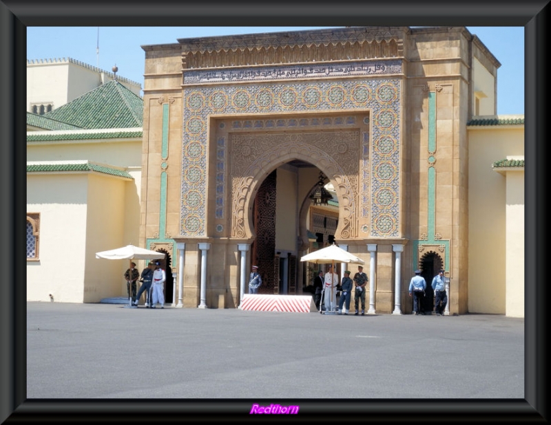 La puerta de entrada al palacio