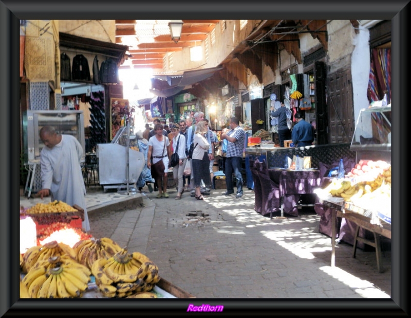 El tradicional regateo en la medina