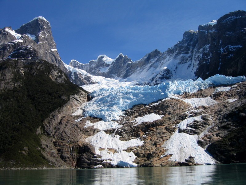 GLACIAR SERRANO