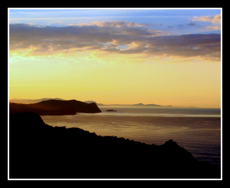 atardecer en la costa