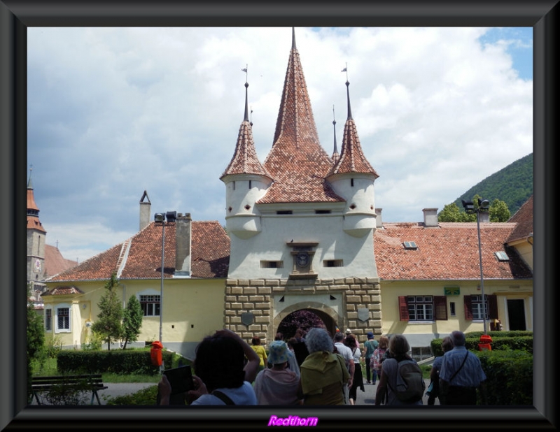 Puerta entrada a la ciuad vieja de Brasov