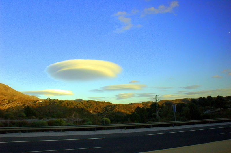 Nube lenticular