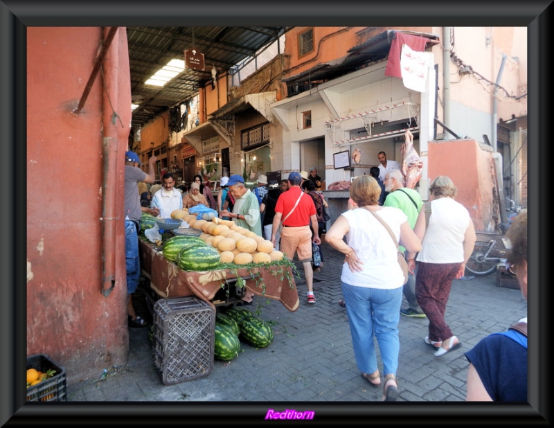 Actividad en el zoco de la medina