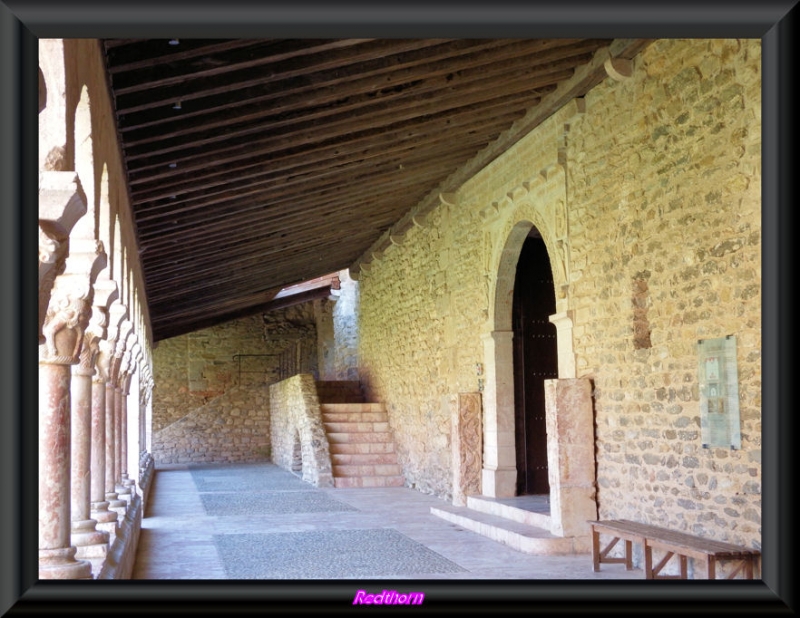 Galera anexa al claustro