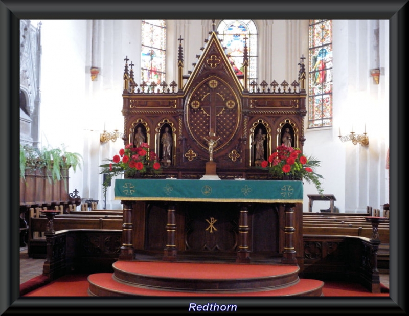 Altar de la iglesia de S. Pedro