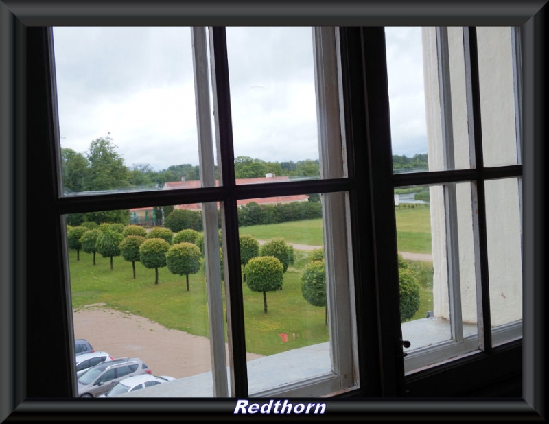 El jardn desde una ventana del palacio