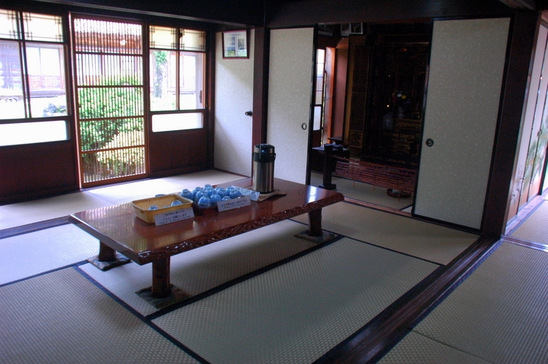 Interior de una vivienda 2