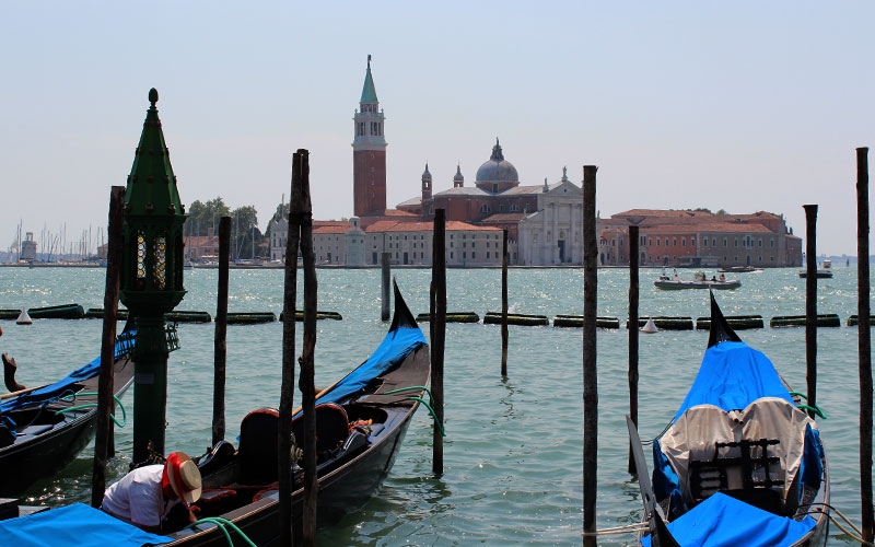 Gondolas venecia