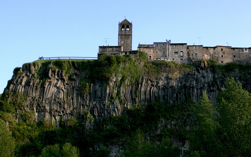 Casa colgadas