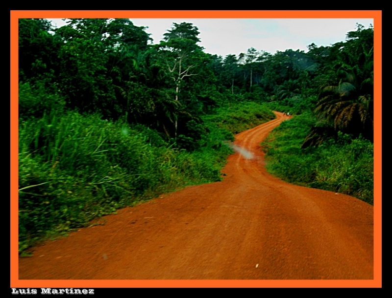 Camino de Evinayong I