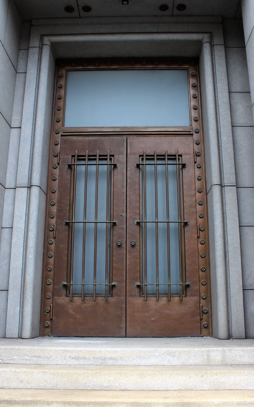 Puerta del museo nacional de la Republica Checa