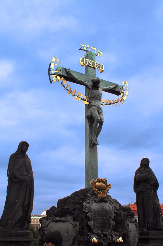 Escultura de Cristo ern Puente de carlos Praga