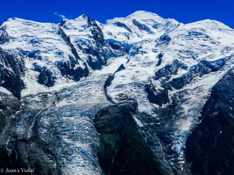 FRENTE AL MONT-BLANC