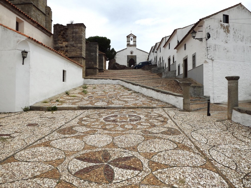 Subida al Castillo