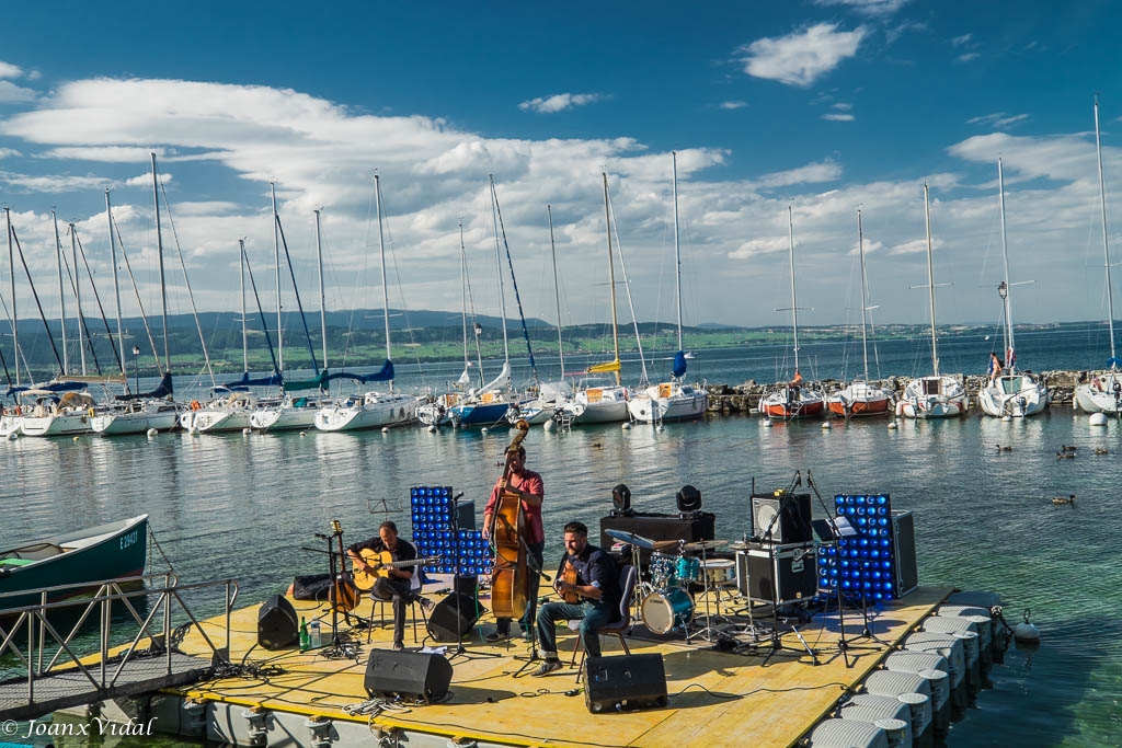 JAZZ EN EL LAGO LEMAN