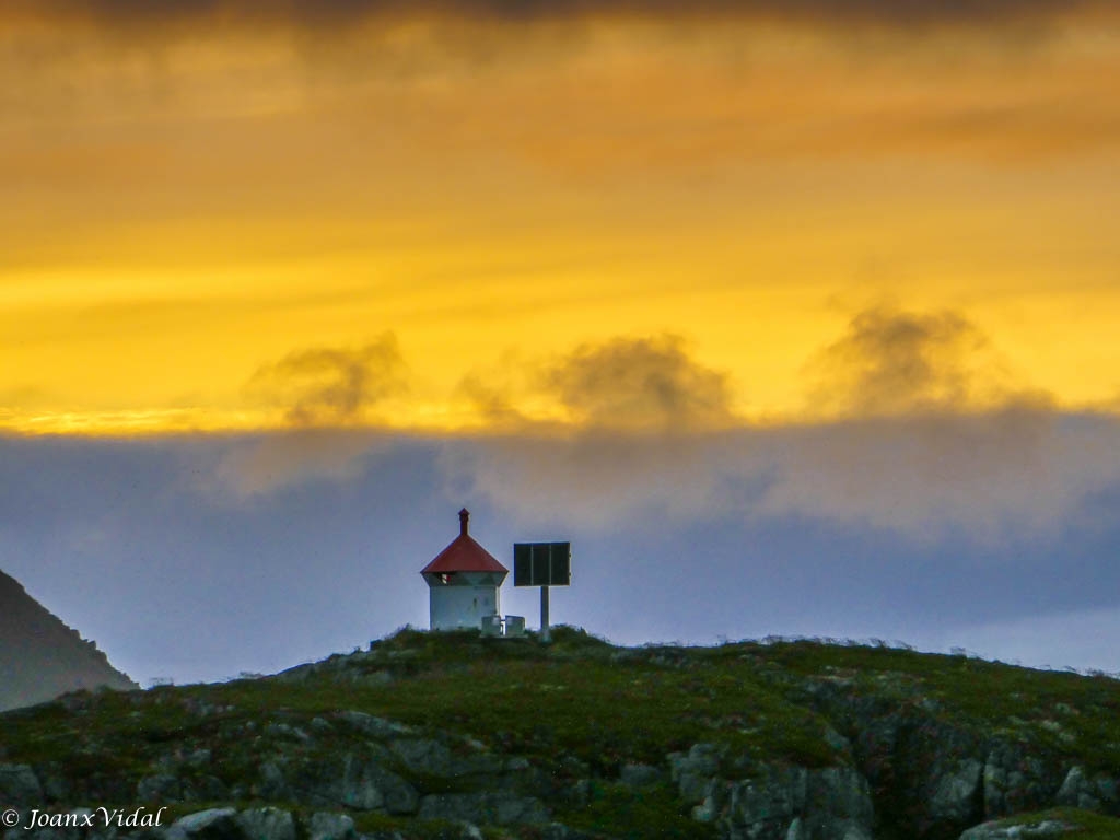 Atardecer en el faro