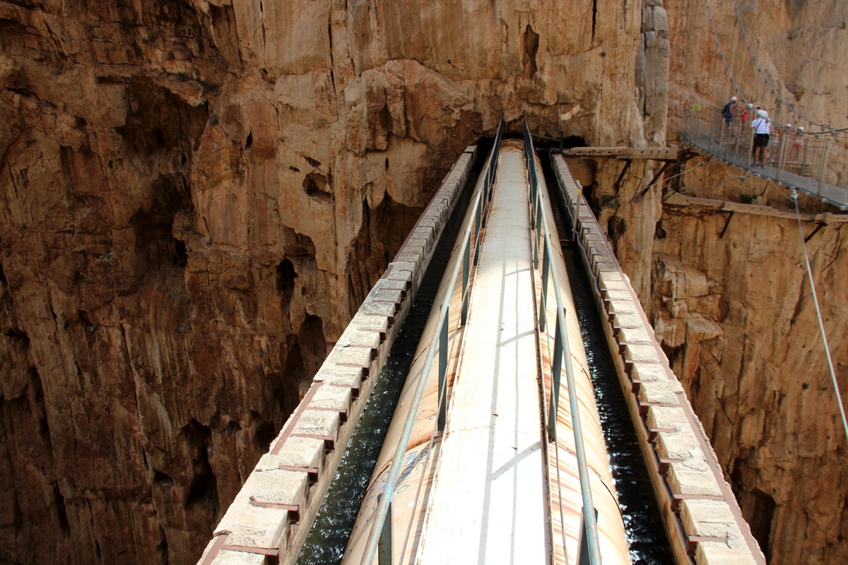 Puente acueducto