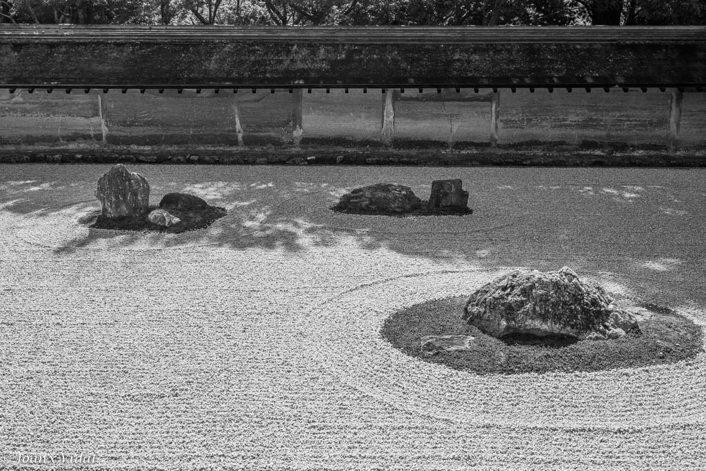 JARDIN DE ROCAS