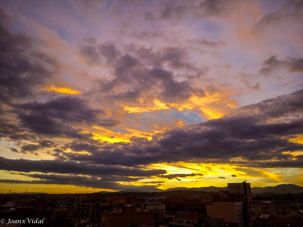 NUBES DE TORMENTA