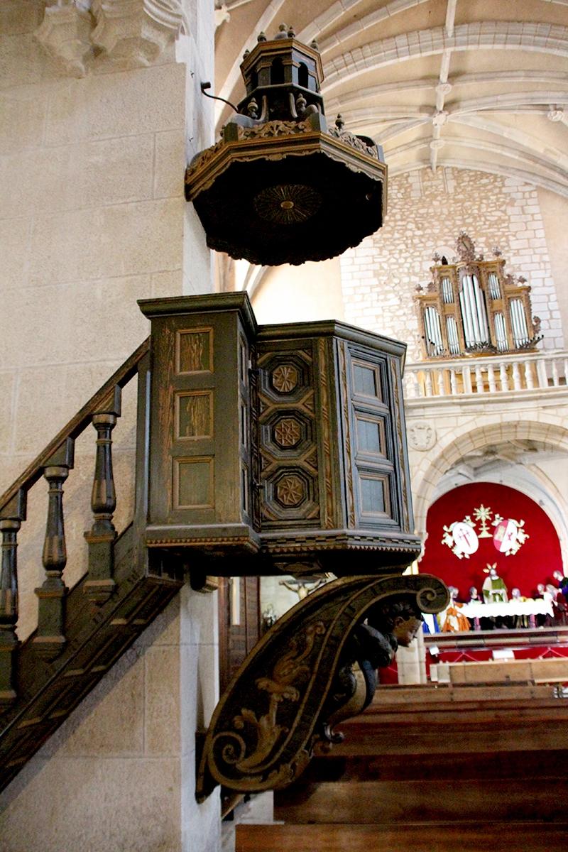 Parroquia de Santiago de los Caballeros interior