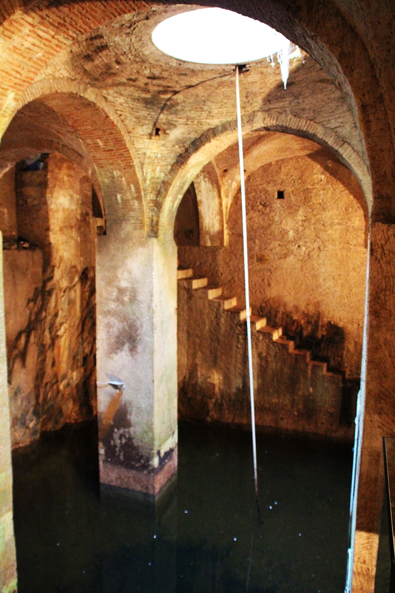Aljibe de agua convento siglo XVIII