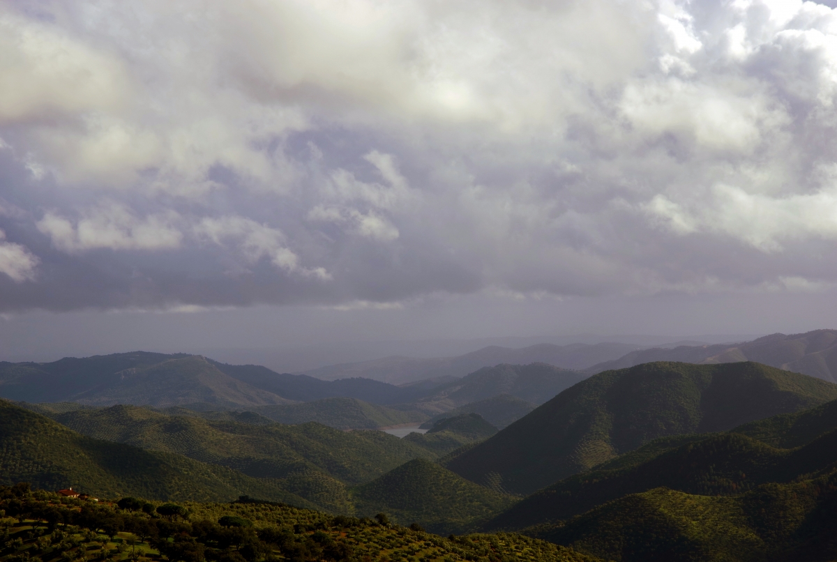 Nubes en Sierra Morena II