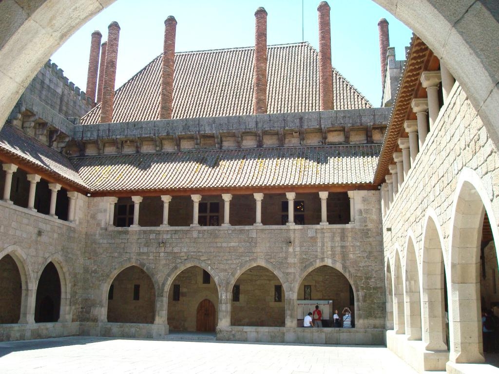 Palacio Ducal. Guimaraes. Portugal fcmv