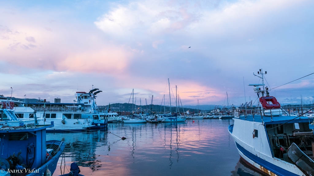 ATARDECER EN EL PUERTO