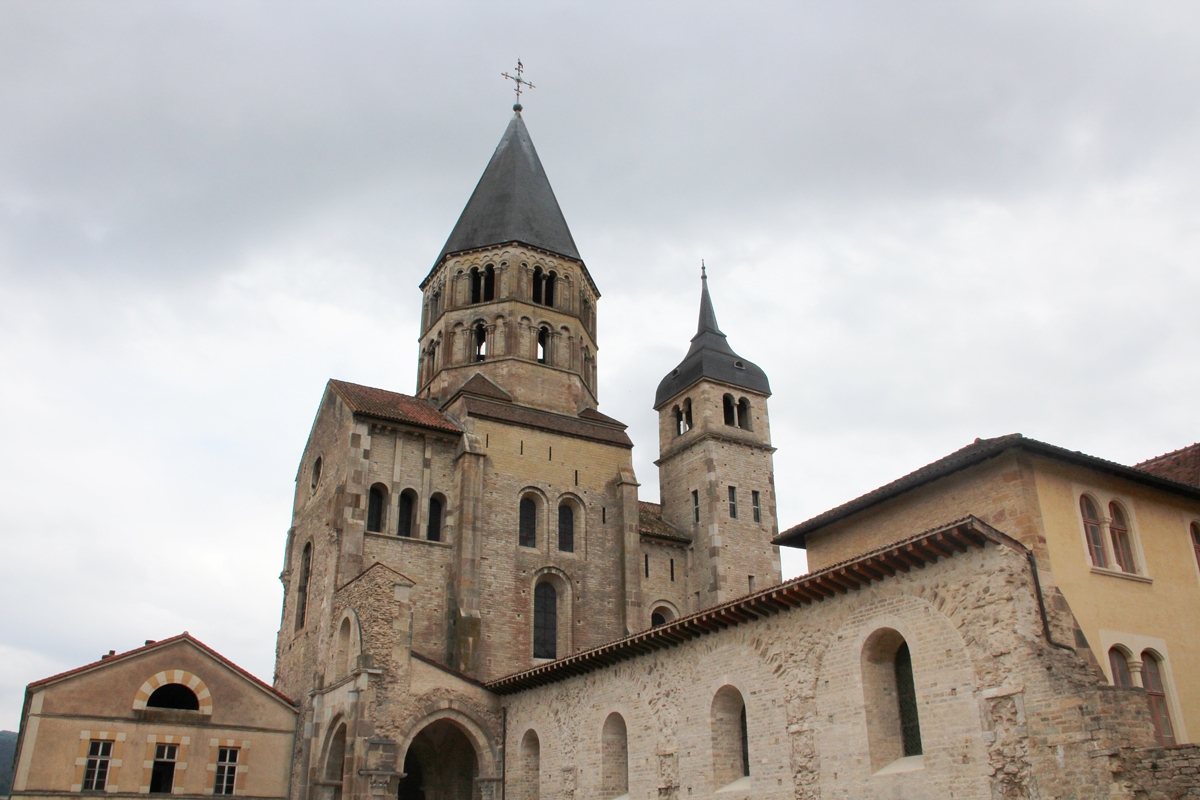 Vista parte antigua Abada de Cluny