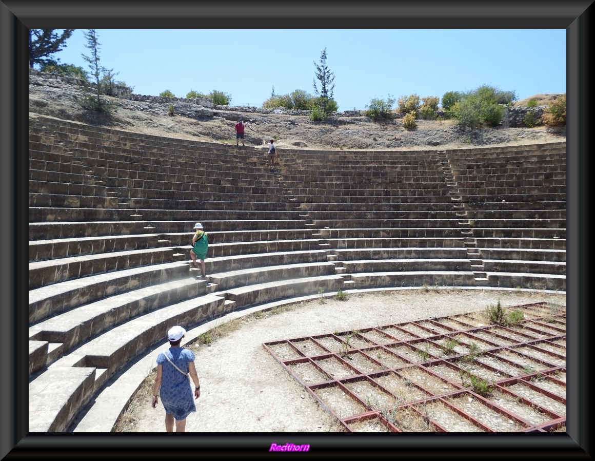 Teatro romano reconstruido