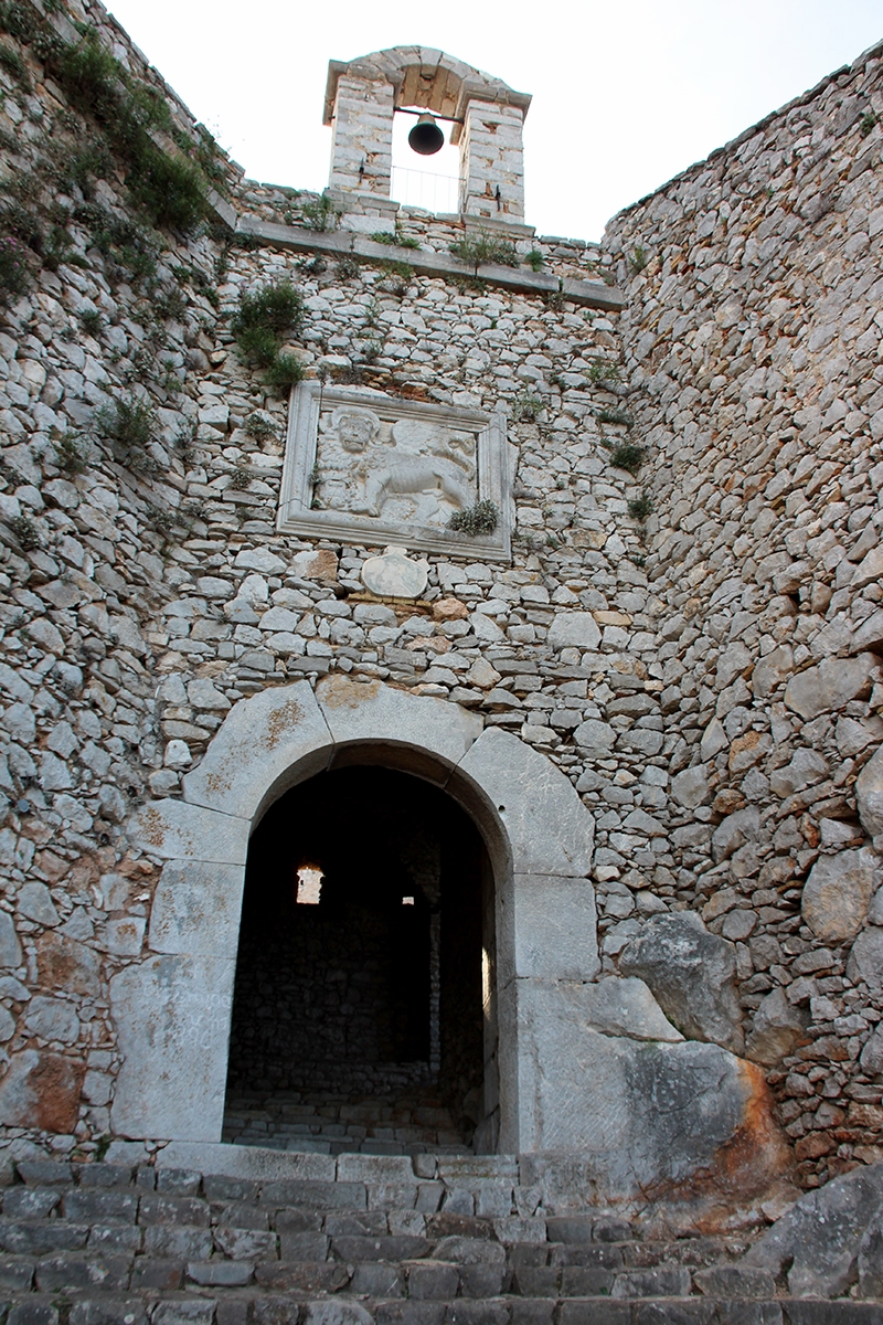 Segunda entrada a la fortaleza de Palamidi