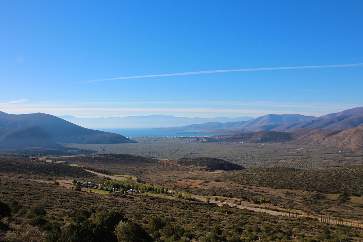 Del mar a delphos, una ruta de miles de aos