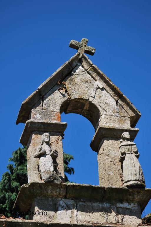 Mosteiro de S Paio de Abeleda (en runas), Castro Caldelas, Ourense. Riebria Sacra
