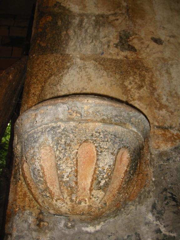Mosteiro de S Paio de Abeleda (en runas), Castro Caldelas, Ourense. Riebria Sacra. Romnico fcmv