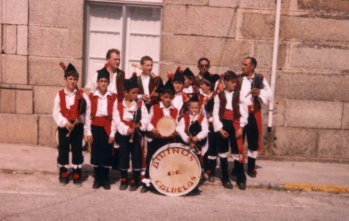 Gaiteiros: Airios de Caldelas. Castro Caldelas. 1988. Msica. Gaita. Ribeira Sacra. Ourense. Galicia, byJOM
