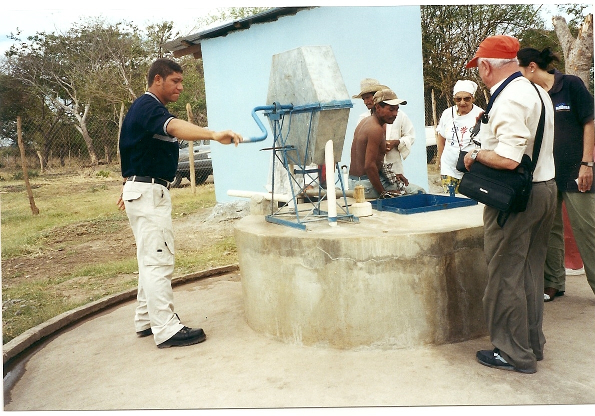 Inauguracin del pozo del pozo para suministro de agua potable