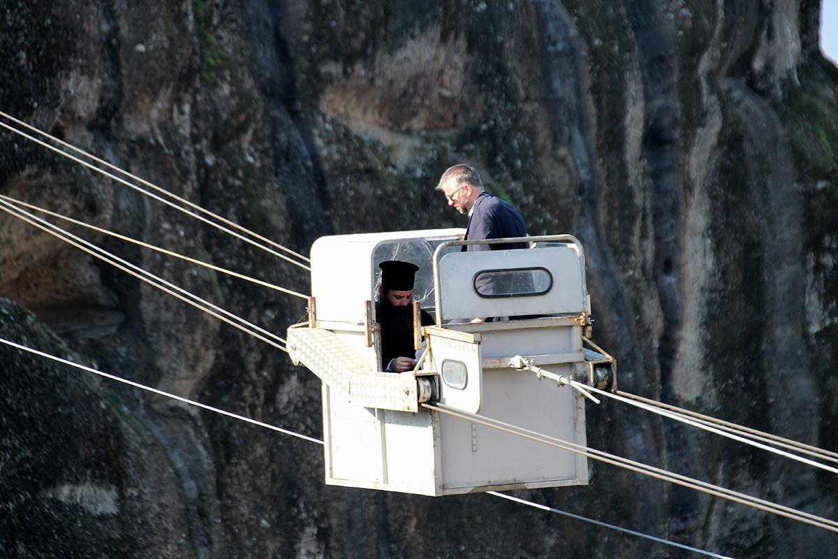 Ascensor exclusivo para sacerdotes no apto para sensibles al vertigo