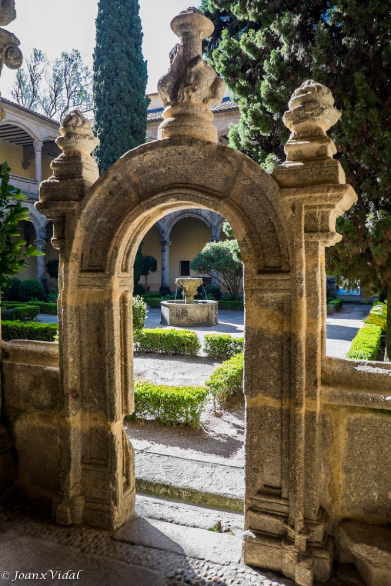 DETALLE DEL CLAUSTRO