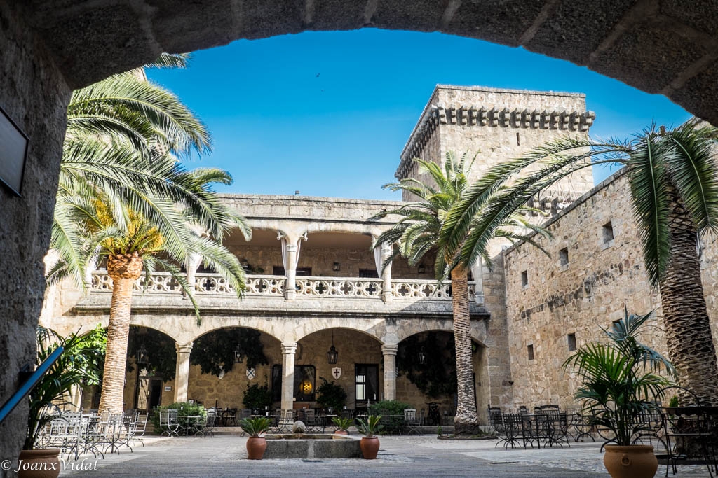 PATIO DE ARMAS