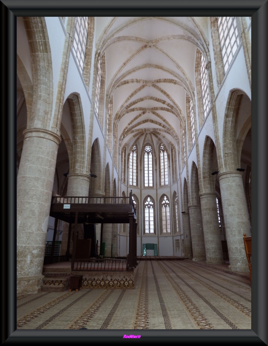 Nave central de la catedral de San Nicols