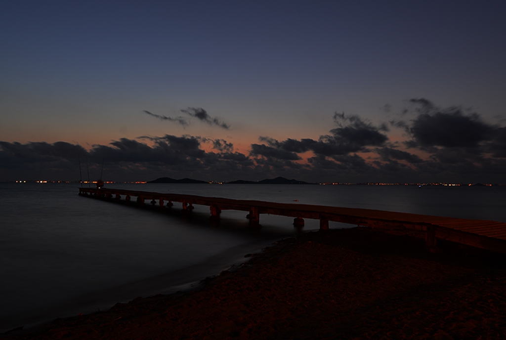 Amanecer en la playa urrutias