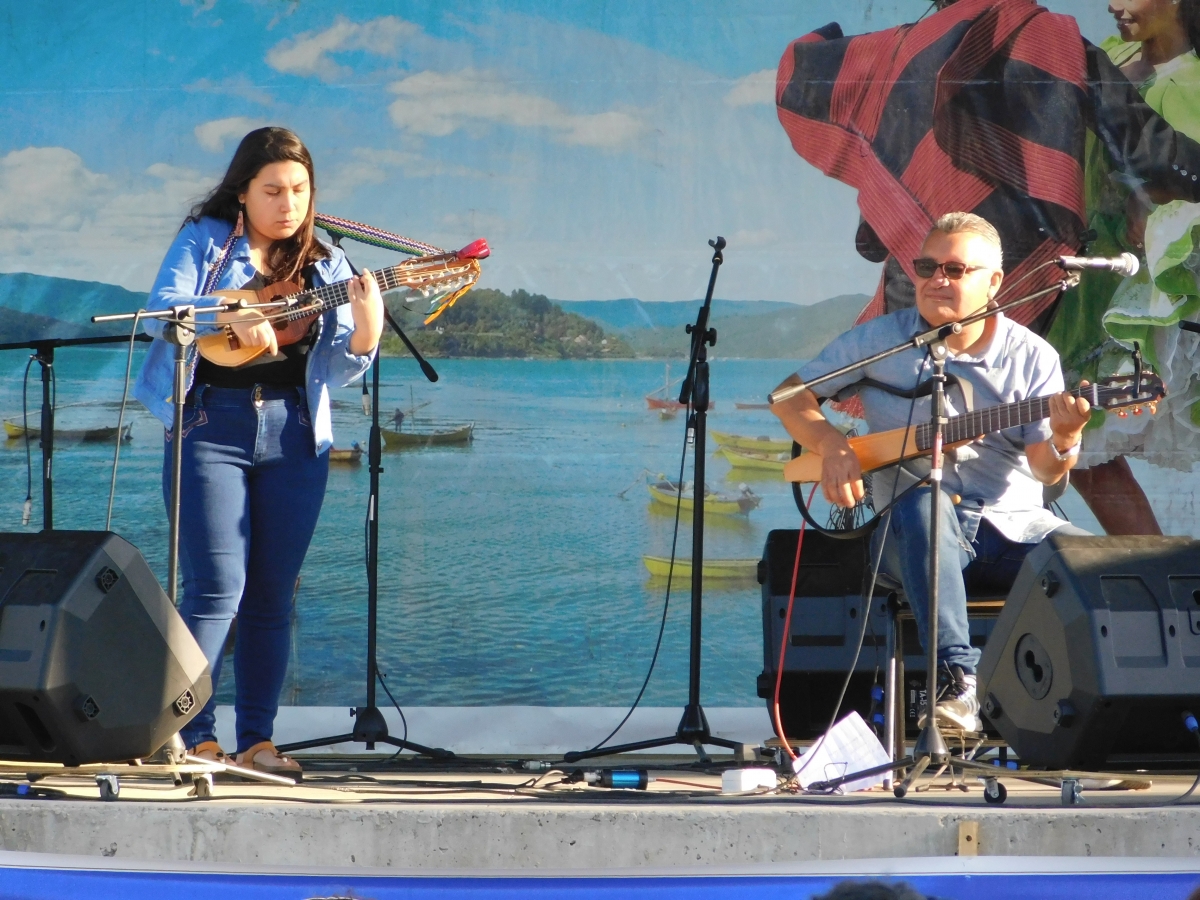 Cambio de artistas en el escenario