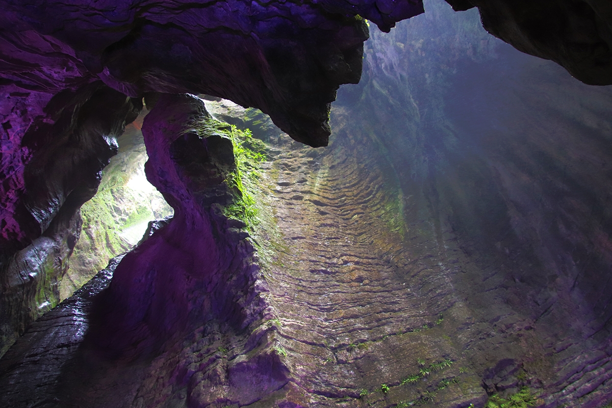 Parque cueva cascada Varone