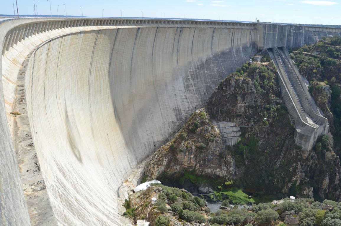 Presa de la Almendra. Rio Tormes. Cibanal. Zamora