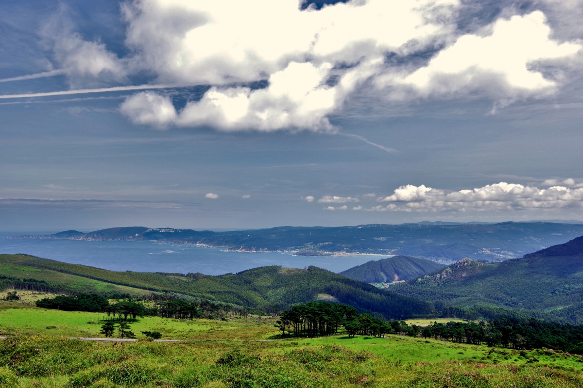 Cielo, mar y tierra