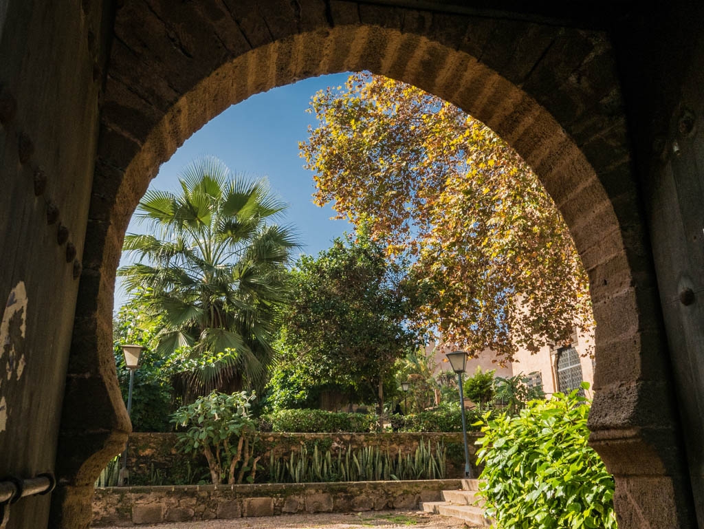 ENTRADA JARDN ANDALUZ