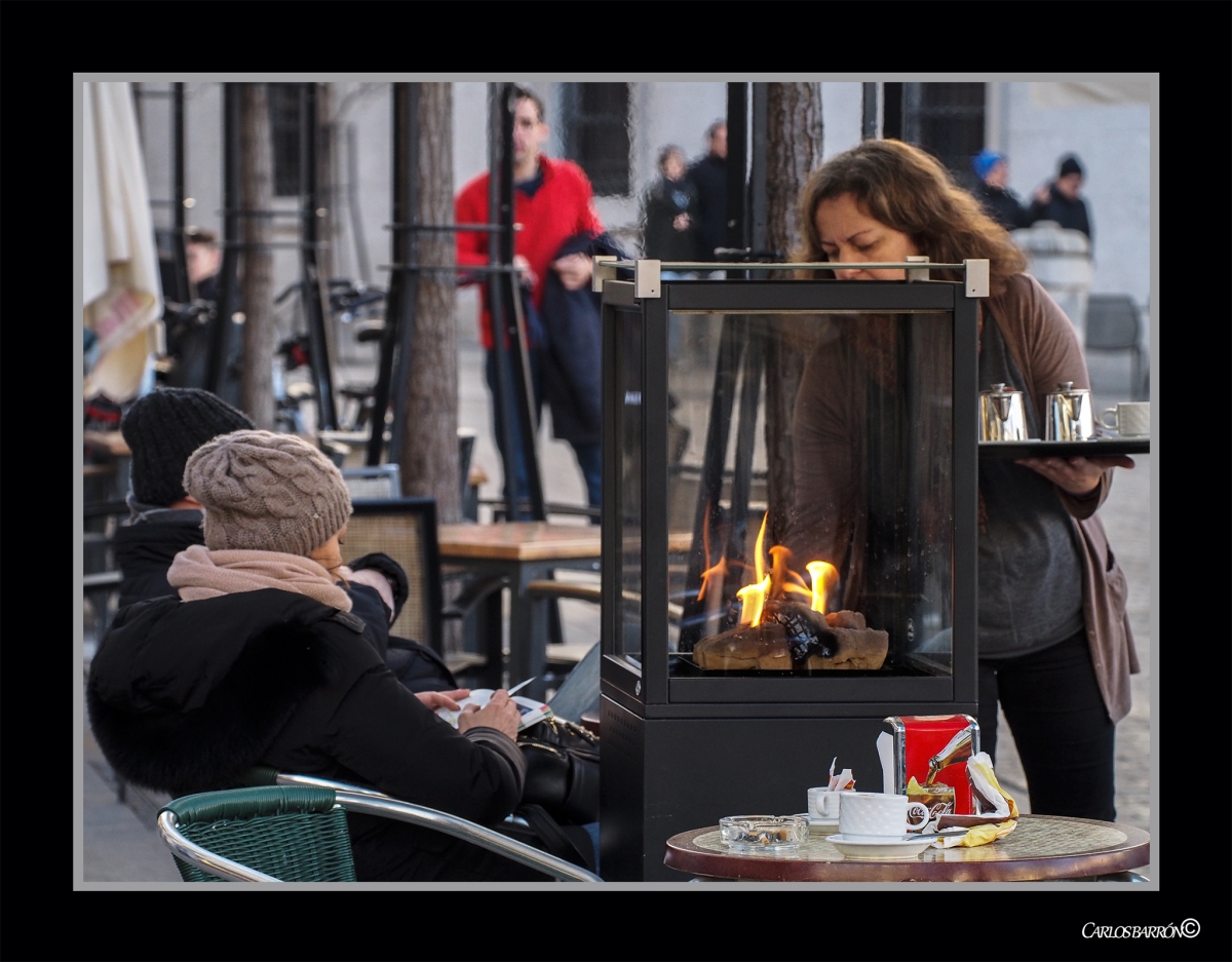 PEQUEOS GRANDES PLACERES: TERRAZA CON DERECHO A CHIMENEA