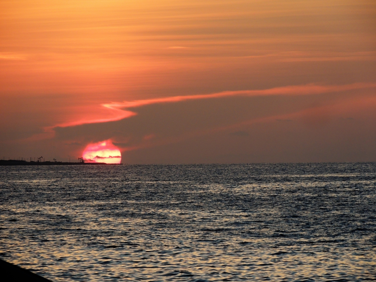 Un atardecer ardiente, en una isla que tiene mucho de msica, baile y buena gente