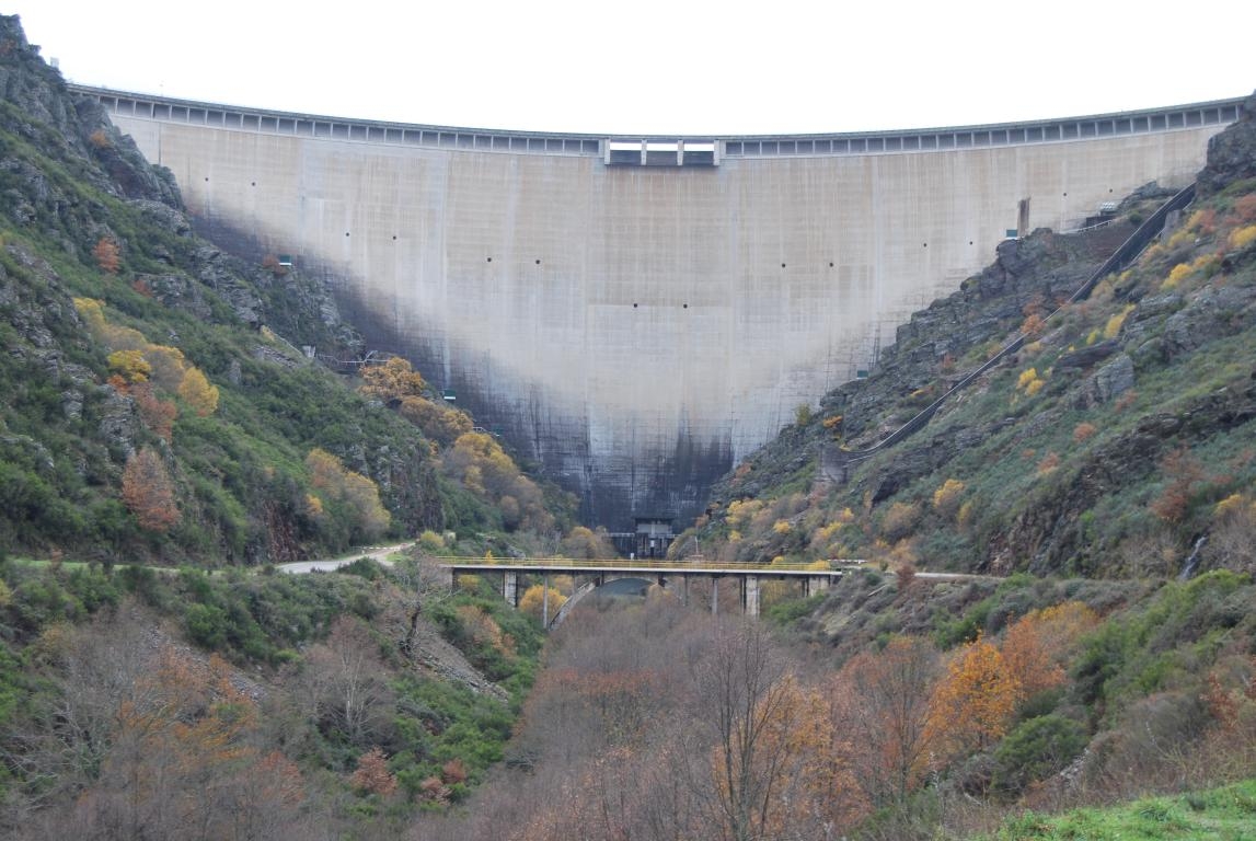 Embalse das Portas. Vilaro de Conso fcmv